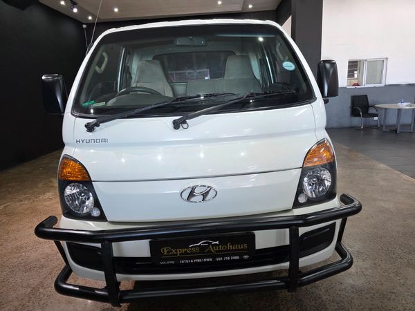 2016-Hyundai-H100-Bakkie-26D-Dropside image:2