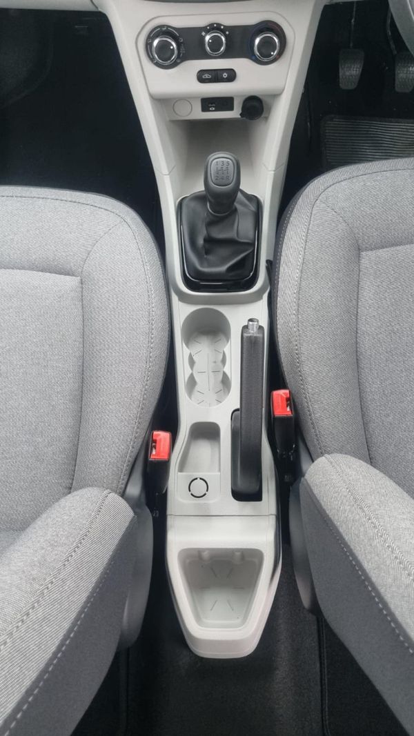 2026-TATA-Tiago-12-XM image:12