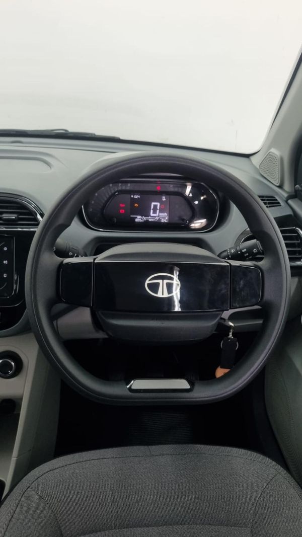 2026-TATA-Tiago-12-XM image:8