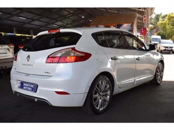 2016-Renault-Megane-IV-12T-GT-Line-5-dr image:5