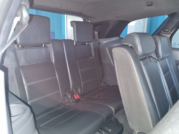 2017-Ford-Everest-32-TDCi-LTD-4x4-Auto image:4