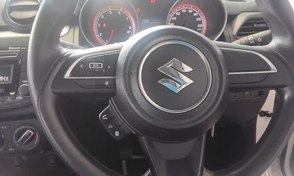 2023-Suzuki-Swift-12-GL image:15