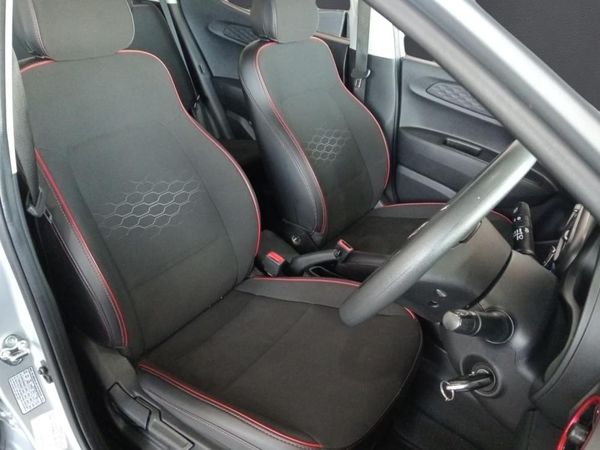 2025-Hyundai-Grand-i10-12-Motion-Auto image:9