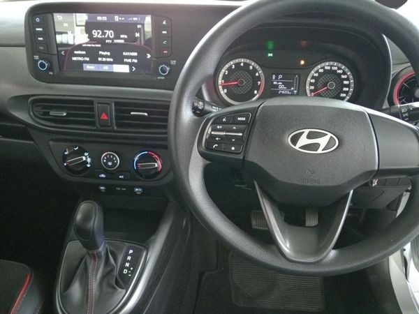 2025-Hyundai-Grand-i10-12-Motion-Auto image:10