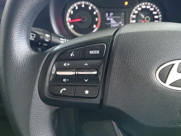 2025-Hyundai-Grand-i10-12-Motion-Auto image:12