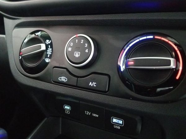 2025-Hyundai-Grand-i10-12-Motion-Auto image:19
