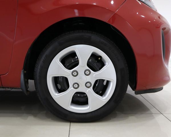 2015-Kia-Picanto-10-LX image:7