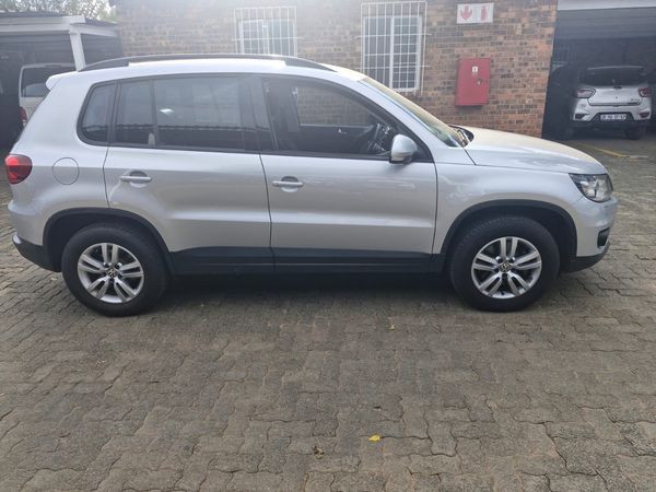 2015-Volkswagen-Tiguan-14-TSI-Trend-Fun-4Motion image:3