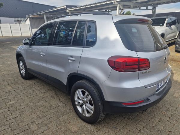 2015-Volkswagen-Tiguan-14-TSI-Trend-Fun-4Motion image:5