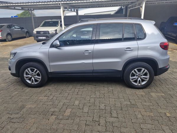 2015-Volkswagen-Tiguan-14-TSI-Trend-Fun-4Motion image:6