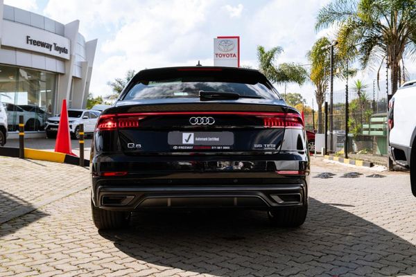 2020-Audi-Q8-55-TFSI-quattro-Auto image:5