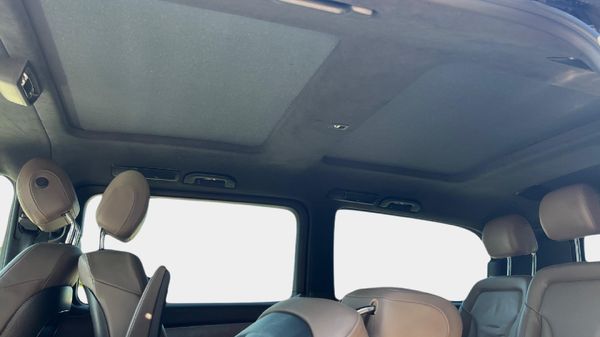 2023-Mercedes-Benz-V-Class-V-300d-Exclusive image:16