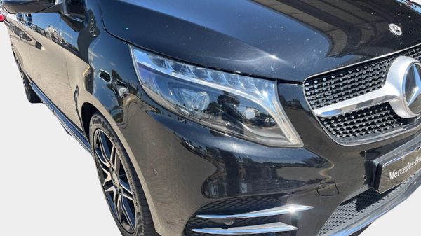 2023-Mercedes-Benz-V-Class-V-300d-Exclusive image:17