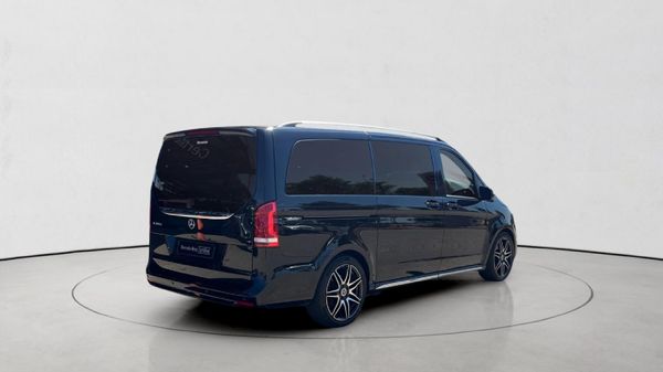 2023-Mercedes-Benz-V-Class-V-300d-Exclusive image:6