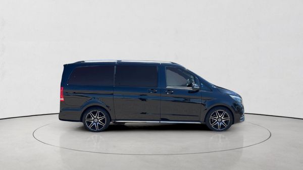 2023-Mercedes-Benz-V-Class-V-300d-Exclusive image:7