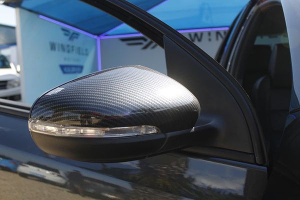 2012-Volkswagen-Golf-VI-GTI-20-TSI-Auto image:9