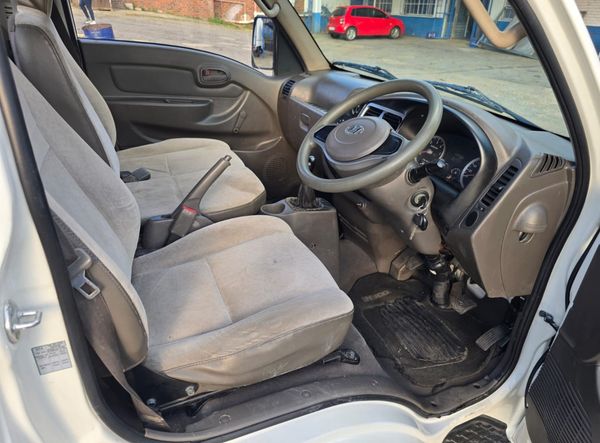 2017-Hyundai-H100-Bakkie-26D image:10