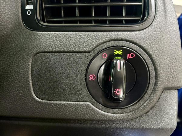 2020-Volkswagen-Polo-Vivo-14-Trendline-5-dr image:10