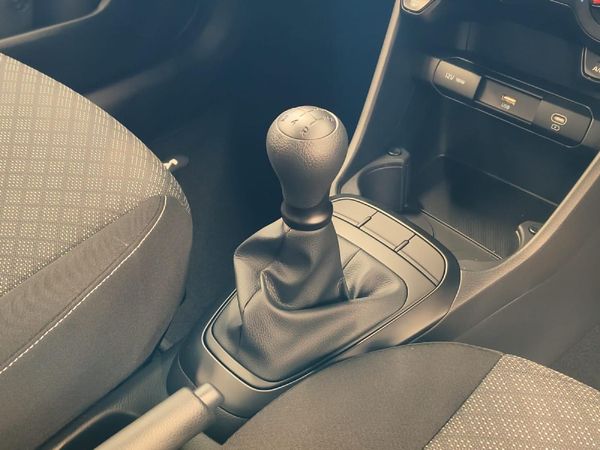2026-Kia-Picanto-10-LX-Auto image:18
