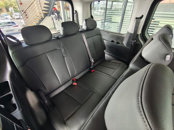 2026-Hyundai-Staria-22d-Elite-Auto image:14