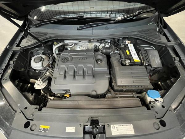 2018-Volkswagen-Tiguan-20-TDI-Highline-4Motion-Auto image:8