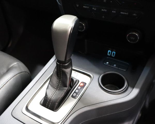 2018-Ford-Everest-22-TDCi-XLT-Auto image:14