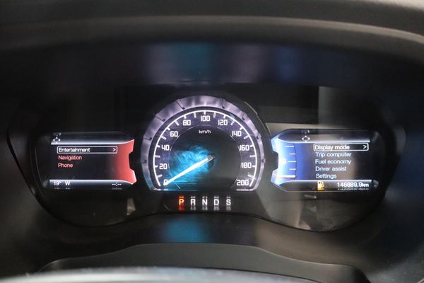 2018-Ford-Everest-22-TDCi-XLT-Auto image:8