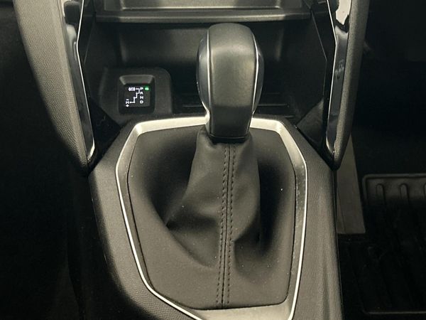 2023-Peugeot-2008-12T-Active-Auto image:10