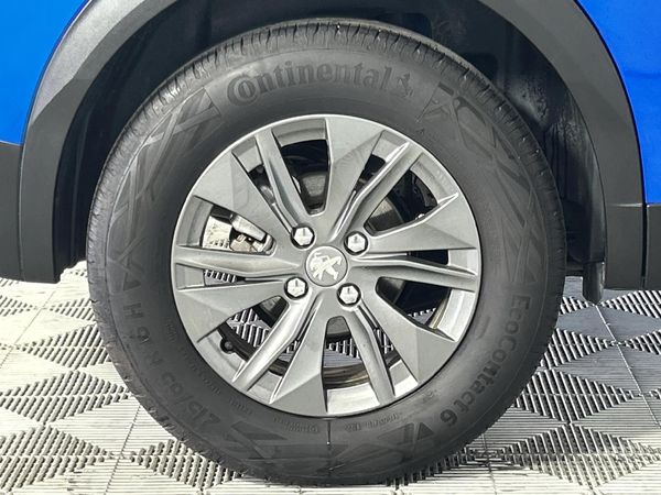2023-Peugeot-2008-12T-Active-Auto image:7