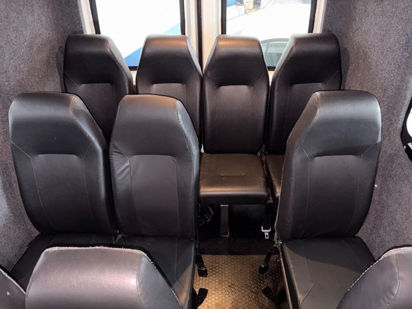 2020-Volkswagen-Crafter-50-20TDI-103kw-XLWB-22-Seater-Bus image:12