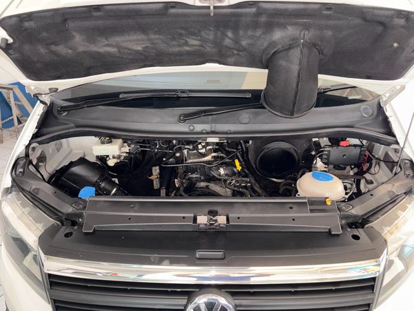 2020-Volkswagen-Crafter-50-20TDI-103kw-XLWB-22-Seater-Bus image:15