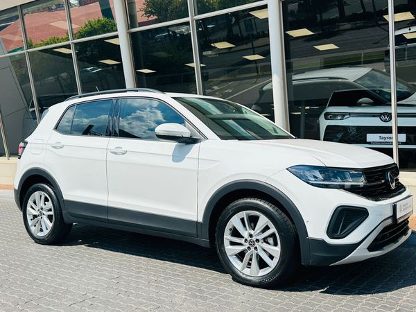 2026-Volkswagen-T-Cross-10-TSI-Life-Auto image:3