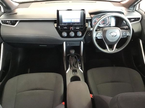 2025-Toyota-Corolla-Cross-18-XI image:6