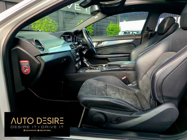 2016-Mercedes-Benz-C-Class-Edition-C image:27