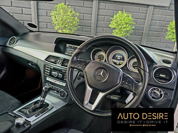 2016-Mercedes-Benz-C-Class-Edition-C image:4