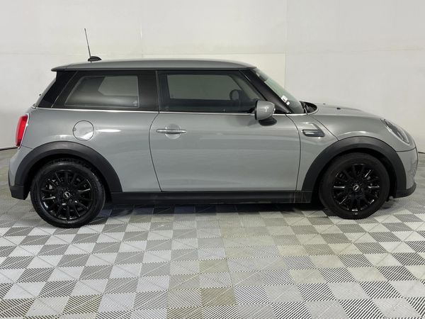 2022-MINI-Hatch-One-15T-Auto image:16