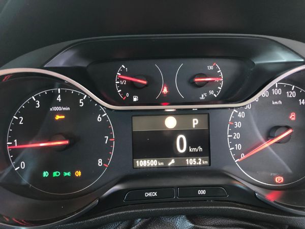 2019-Opel-Crossland-X-12T-Cosmo-Auto image:9