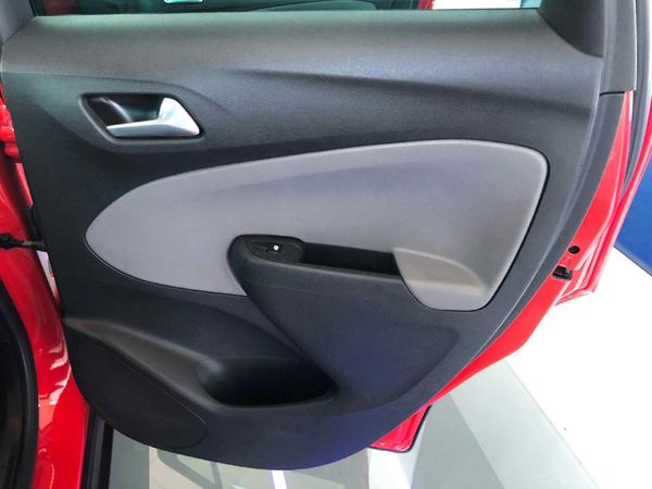2019-Opel-Crossland-X-12T-Cosmo-Auto image:18