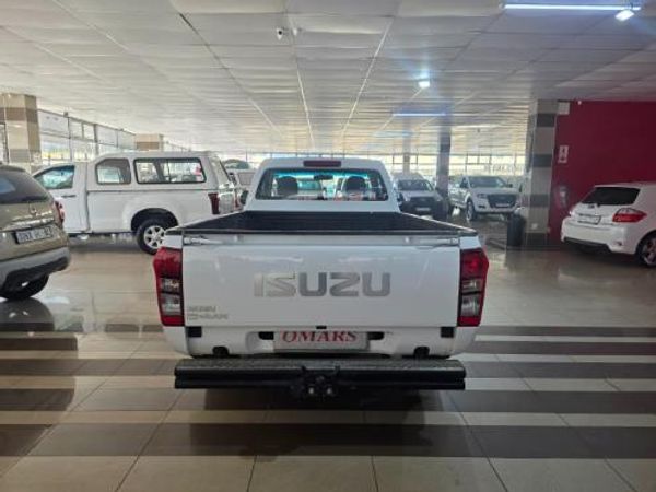 2022-Isuzu-D-Max-250C-Single-Cab image:3