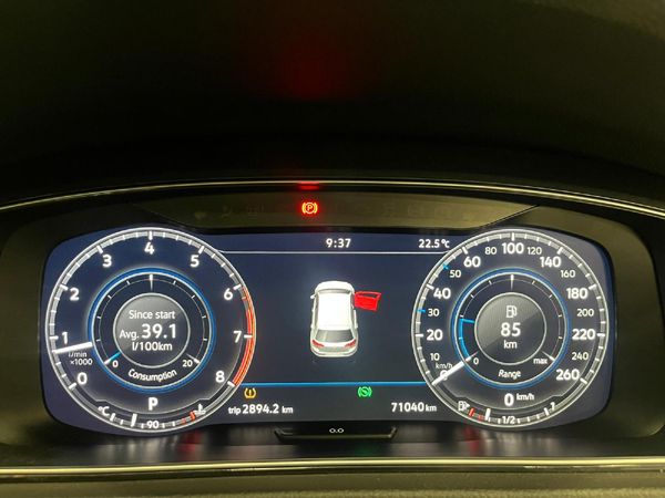 2020-Volkswagen-Golf-VII-14-TSI-Comfortline-Auto image:10