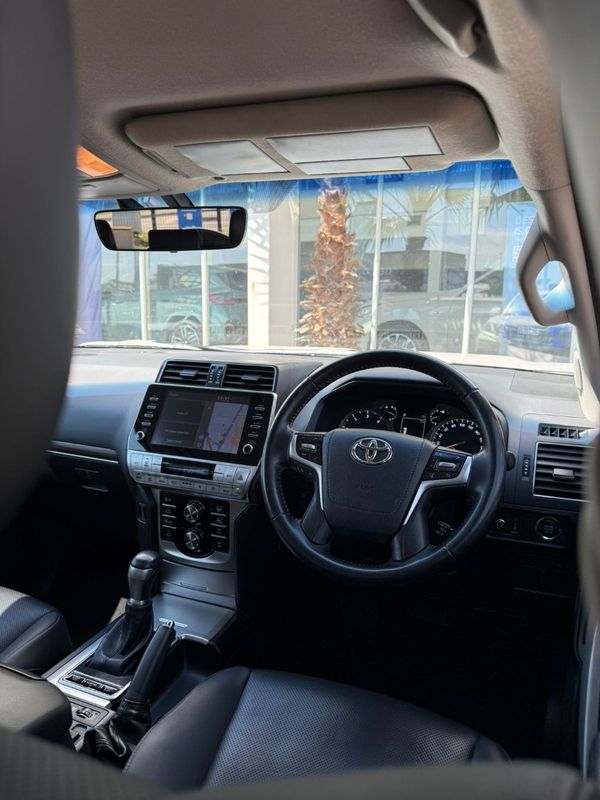 2023-Toyota-Land-Cruiser-Prado-28-GD-VX-Auto image:18