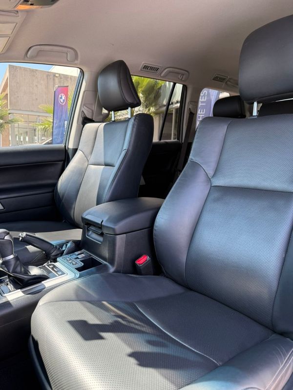 2023-Toyota-Land-Cruiser-Prado-28-GD-VX-Auto image:25