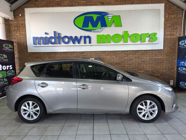 2015-Toyota-Auris-16-XI image:5
