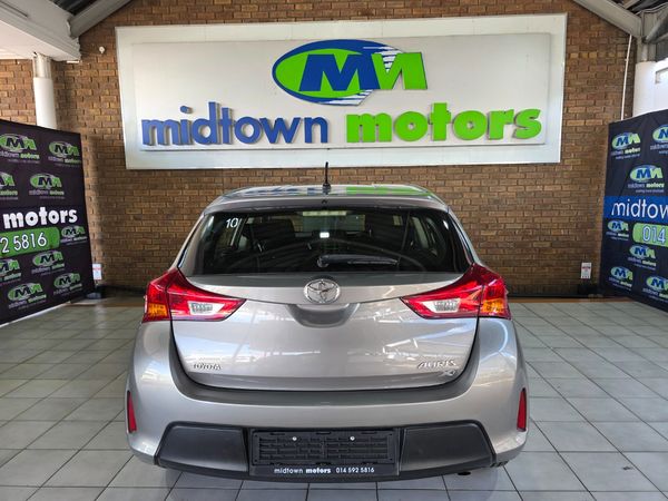 2015-Toyota-Auris-16-XI image:6