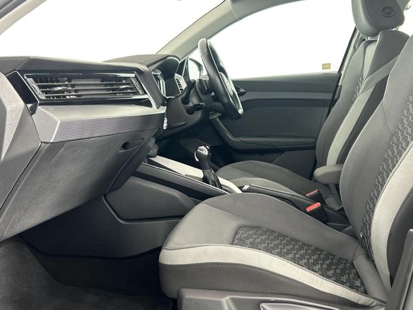 2019-Audi-A1-Sportback-20-TFSI-S-Line-Auto-40-TFSI image:8