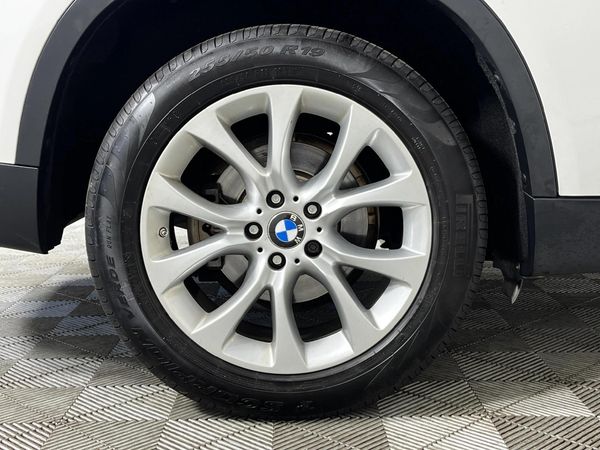 2016-BMW-X5-xDrive25d-Auto image:6