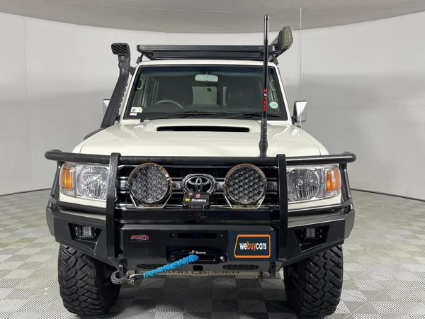 2021-Toyota-Land-Cruiser-76-45-D-V8-Station-Wagon image:15
