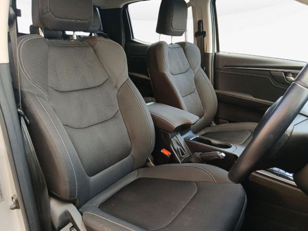 2023-Isuzu-D-Max-30-DDI-HR-ISE-NR-Auto-Double-Cab image:10