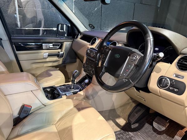 2012-Land-Rover-Discovery-4-30-TD-SD-V6-HSE image:21