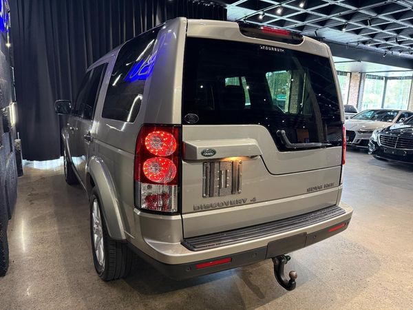2012-Land-Rover-Discovery-4-30-TD-SD-V6-HSE image:5